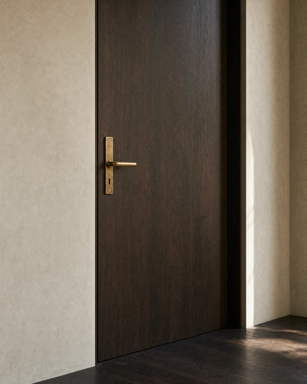 Dark passage between the living and private rooms